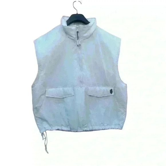 NWOT Free people movement puffer sleeveless pull over Vest Large - Picture 1 of 10